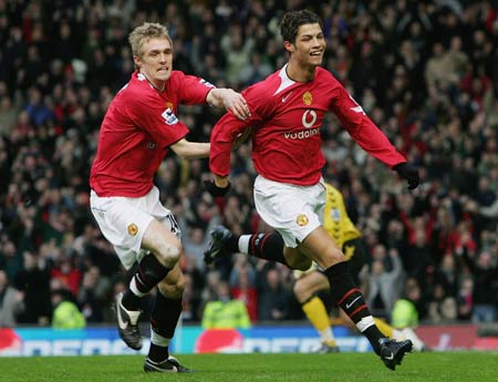 表现使他们 表现使他们