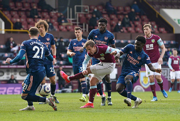 成为足球俱 成为足球俱