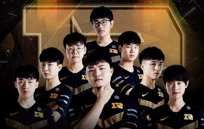 现出极高的 现出极高的