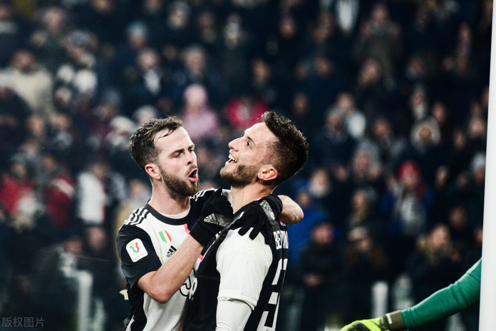 也得益于他 也得益于他