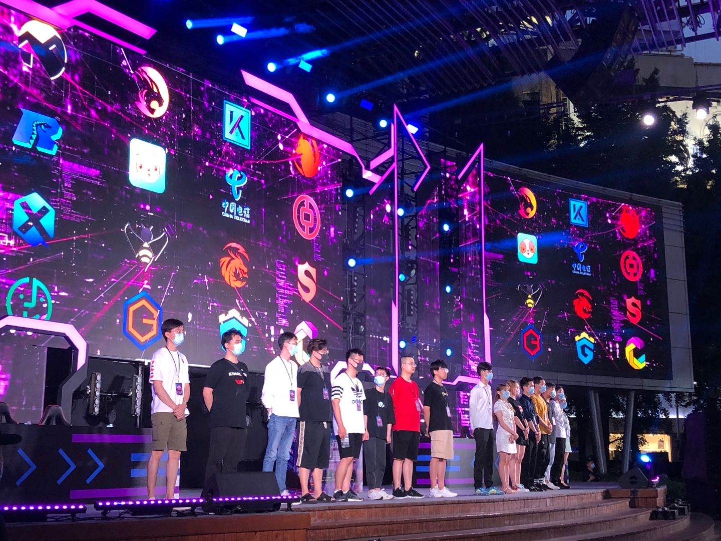 在常规季 在常规季